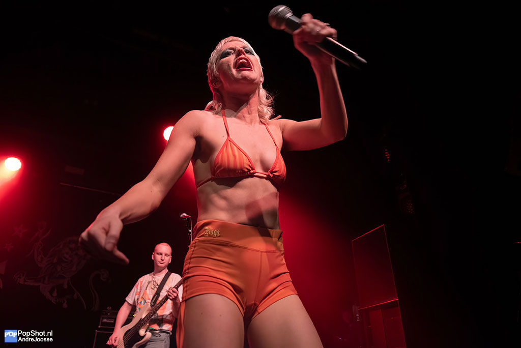 Amyl and The Sniffers